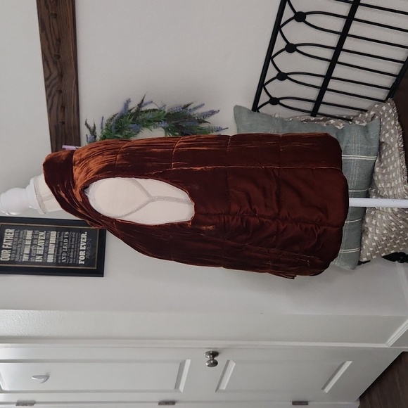 NWT Loft velour vest burnt orange - Picture 8 of 8